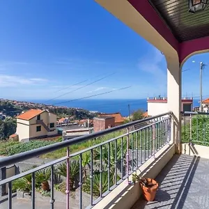 Casa - Peceful Mountain Retreat In Calheta Séjour chez l'habitant